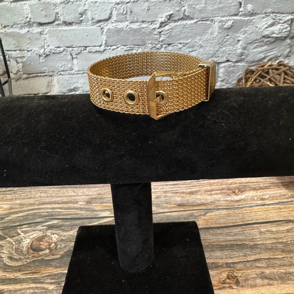 Avon Belt Bracelet Gold Mesh ITM872